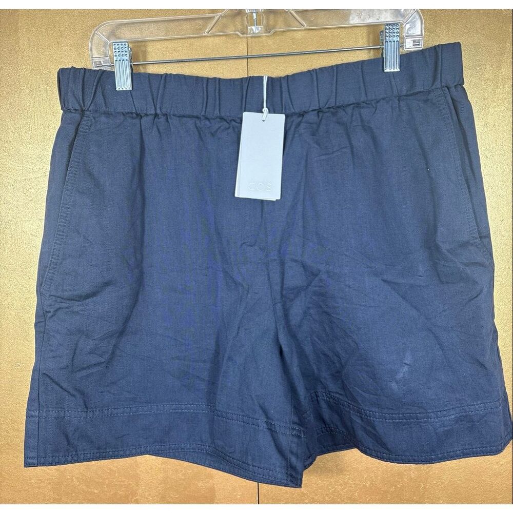 COS womans shorts size 12